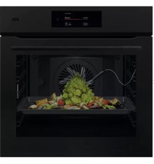 AEG -NBR7P731ST - Four encastrable 72 L - Série 7000 - Cuisson Vapeur Intégrée - Noir Mat